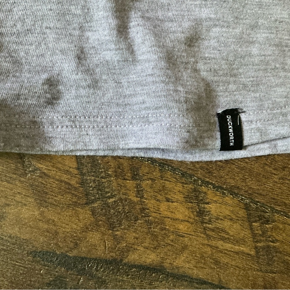Women’s Duckworth Wool Vapor T - Picture 4 of 7
